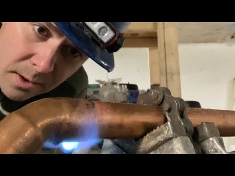 Чем герметизировать соединение газовой трубы?