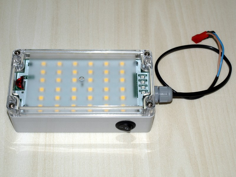 Светодиодные светильники на батарейках