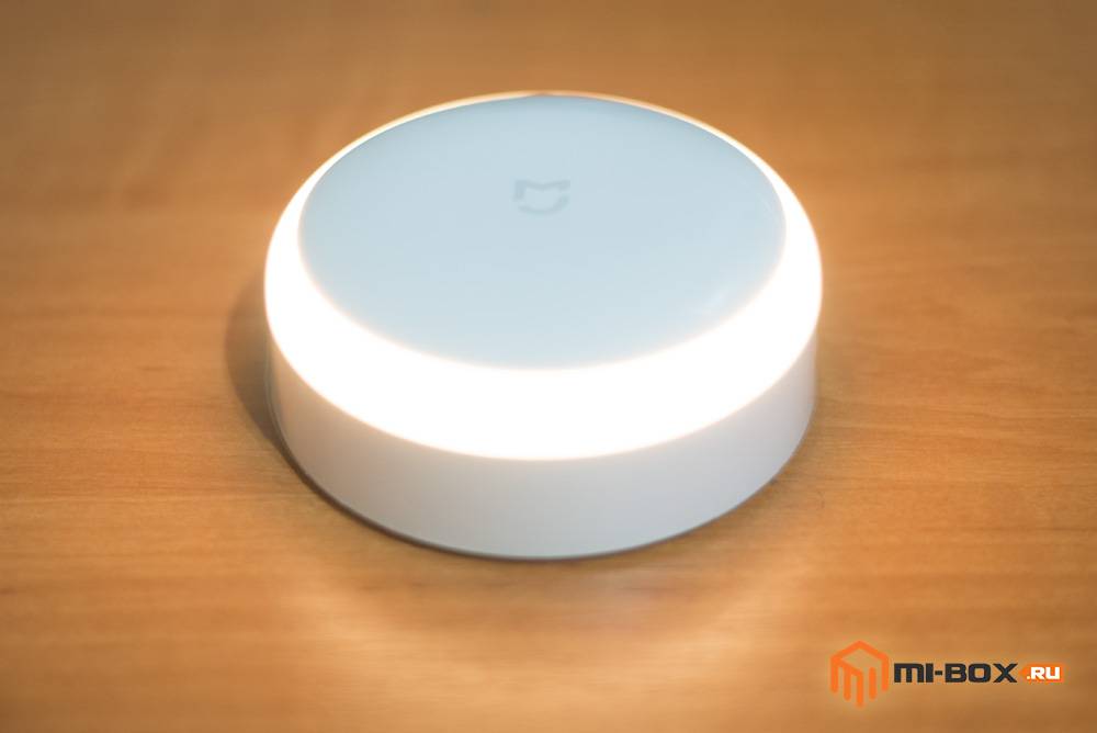 Xiaomi light. Ксиаоми квадратная лампа, как закрепить.