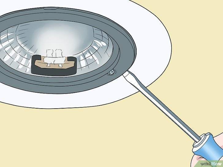 Как снять точечный светильник с натяжного потолка и поменять лампочку