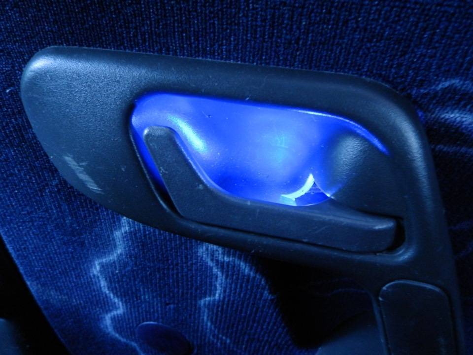Подсветка ручек дверей – улучшаем эксплуатацию авто ночью
