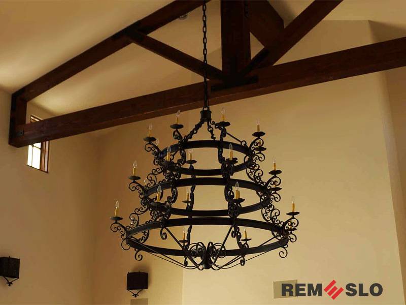 Кованые люстры под старину: светильник потолочный с элементами ковки своими руками