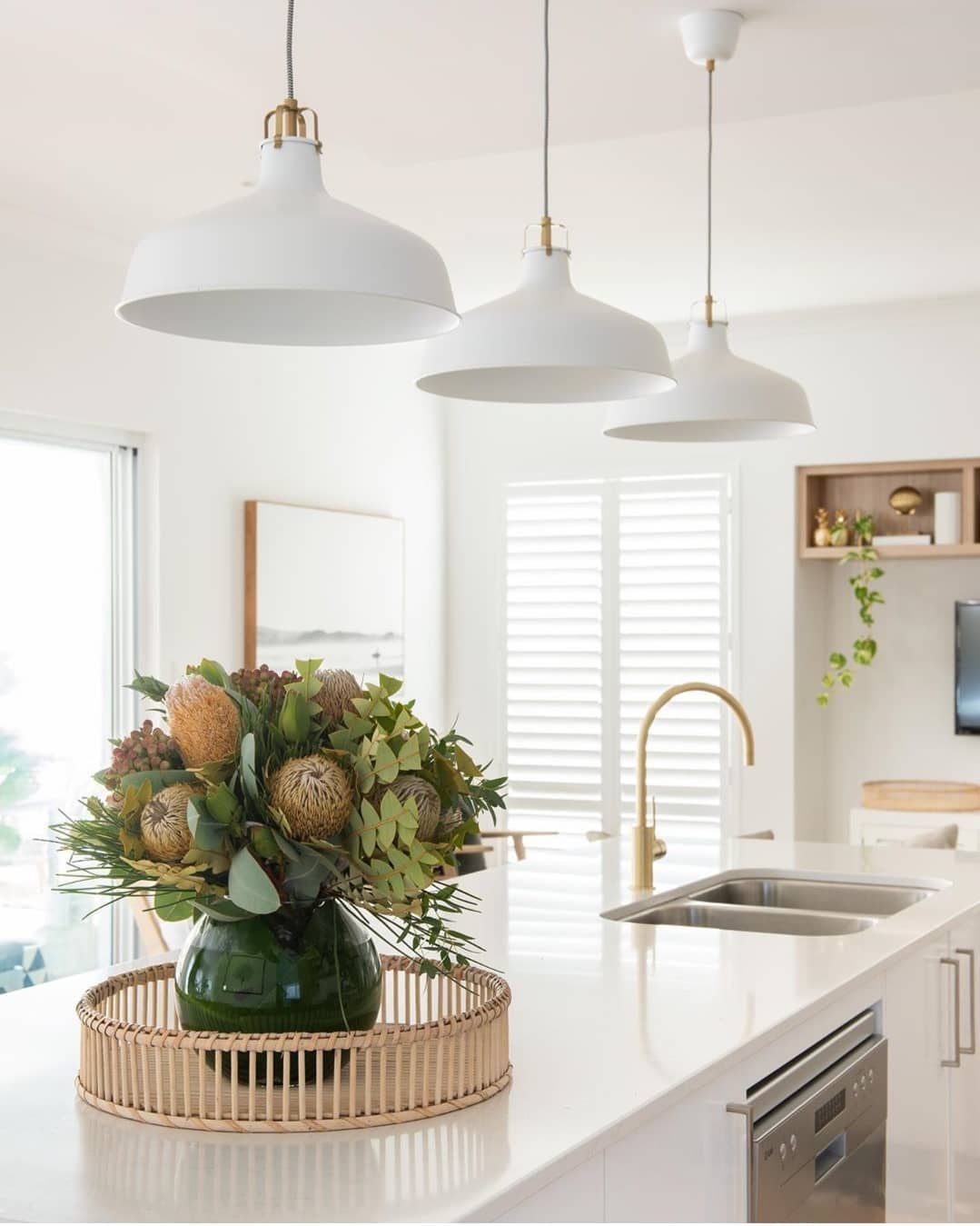 Светильники для кухни: 90 фото особенностей выбора кухонного освещения