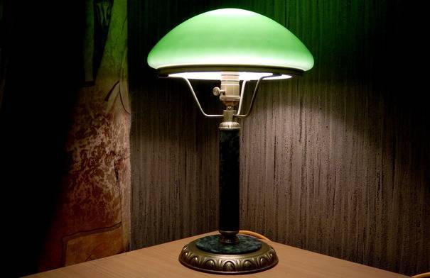 Настольные лампы ссср: виды, описание. классическая настольная лампа с зеленым абажуром