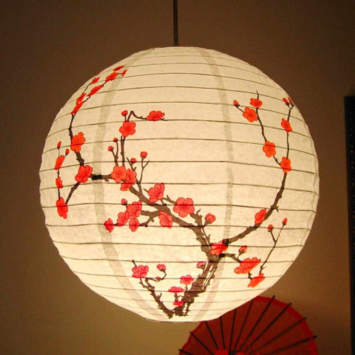 Потолочная люстра в японском стиле
