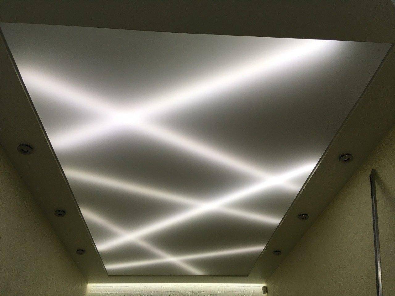 Натяжной потолок с подсветкой по периметру: все секреты и хитрости