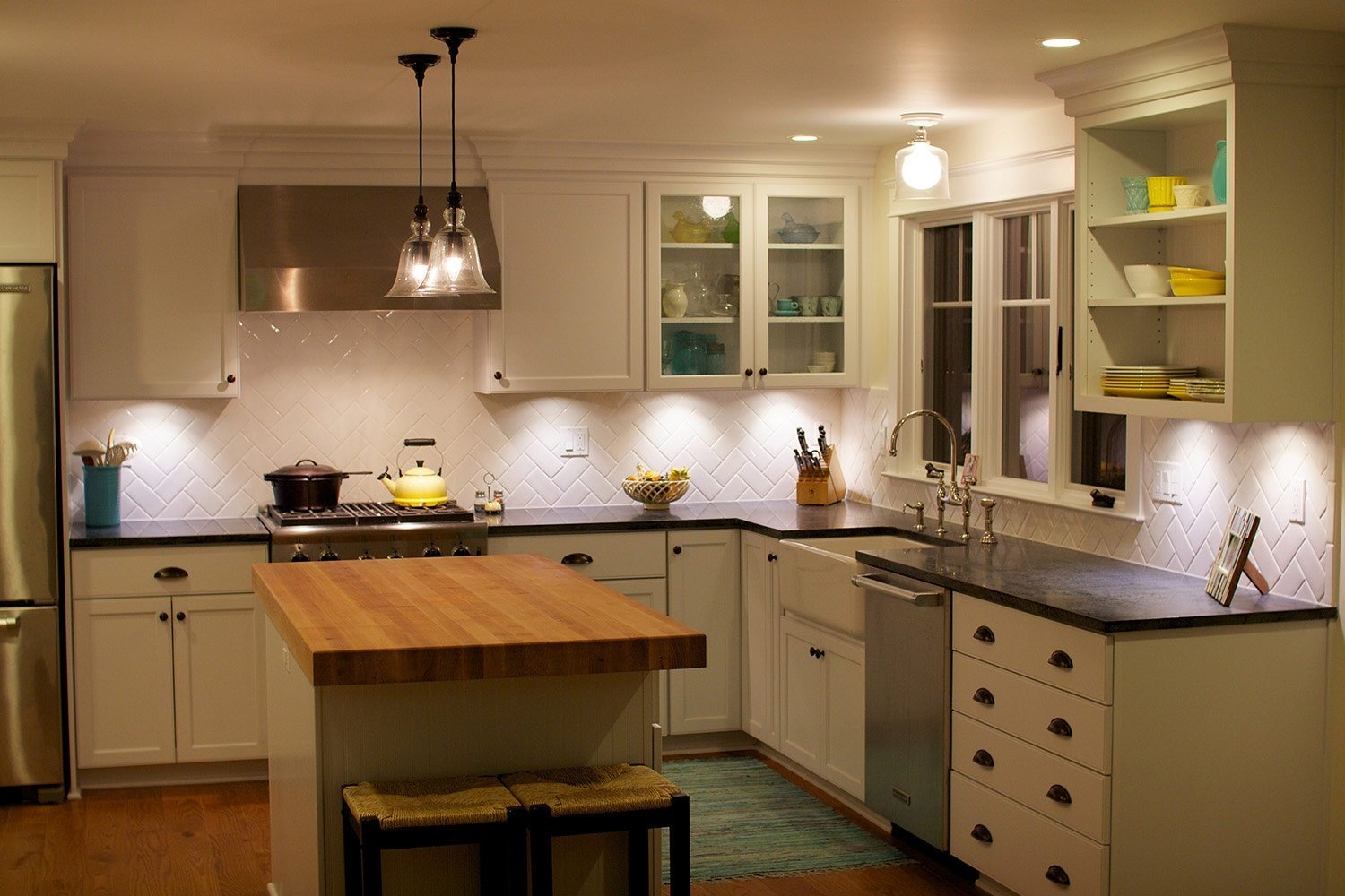 Освещение на кухне: как правильно организовать освещение на кухне