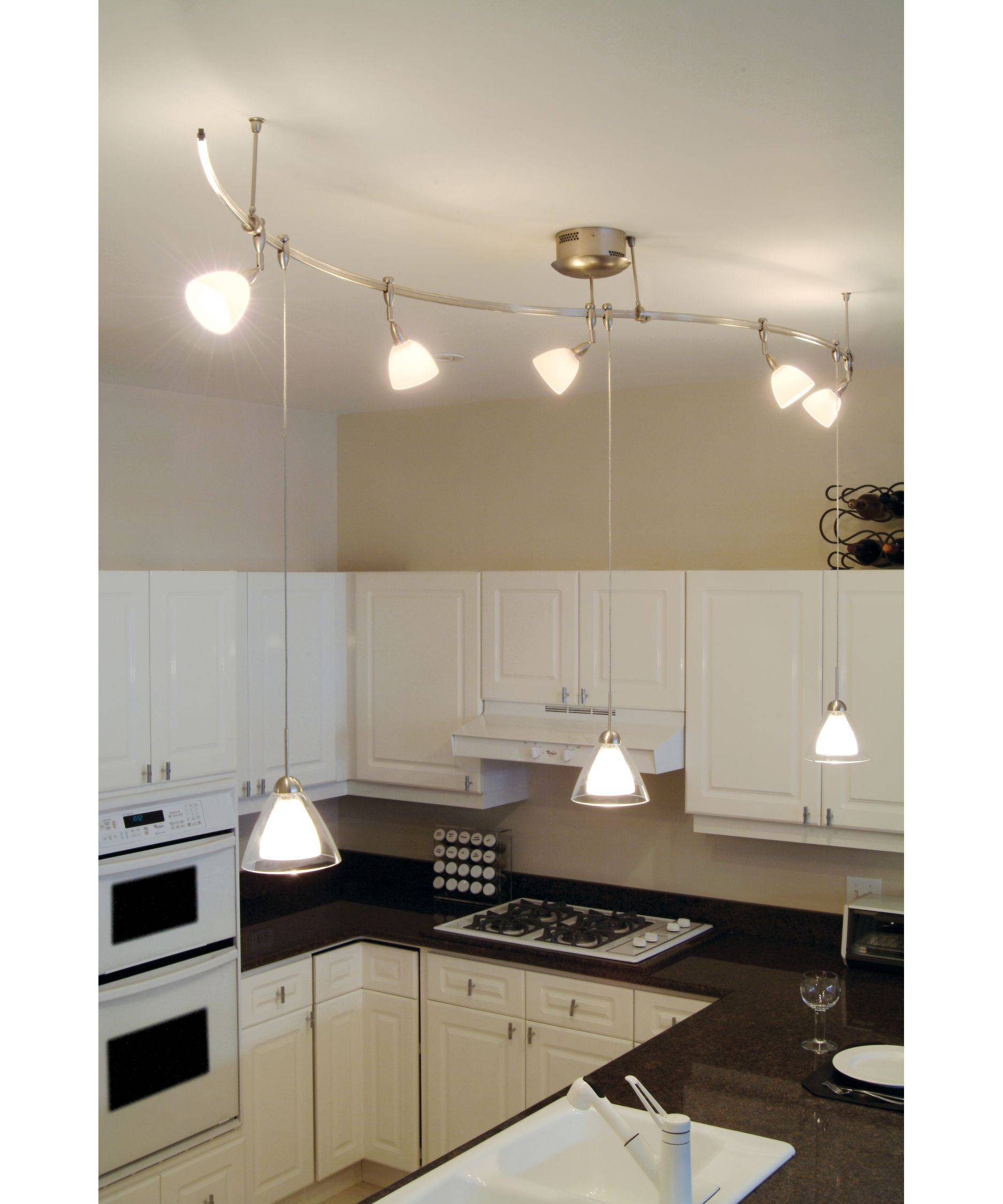 Потолочные светильники для кухни: выбор типа и расположения