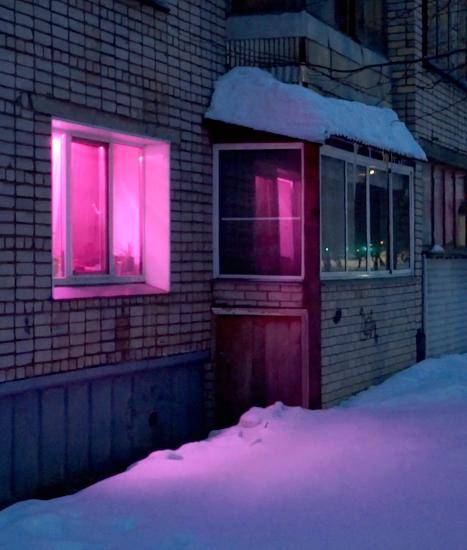 (+17 фото) почему в российских домах так много розовых окон?