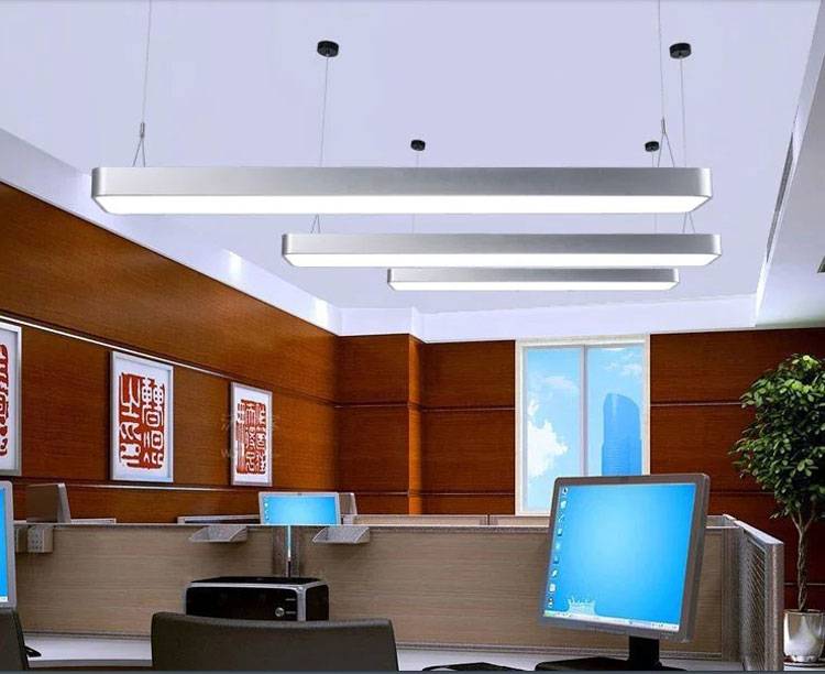 Офисные потолочные светодиодные светильники: критерии выбора