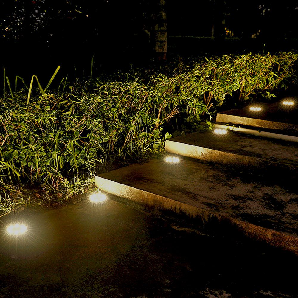 10 вариантов освещения на садовом участке