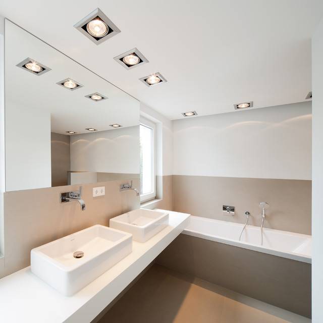 Как выбрать светильники для ванной комнаты: обзор лучших моделей и их особенностей