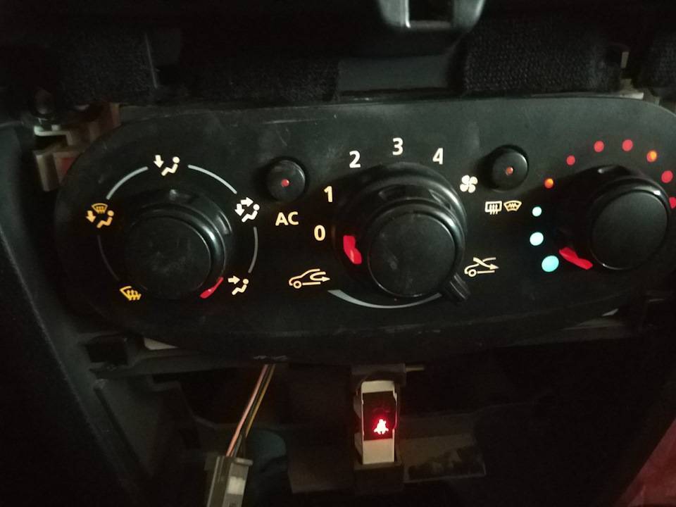 Как заменить лампочки в кнопках панели на renault logan вд-профи авто центр spb — ремонт автомобил