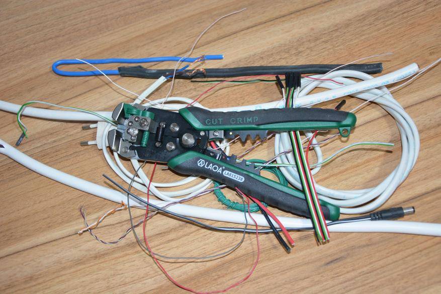 Изоляция проводов как правильно снять с проводов кабеля