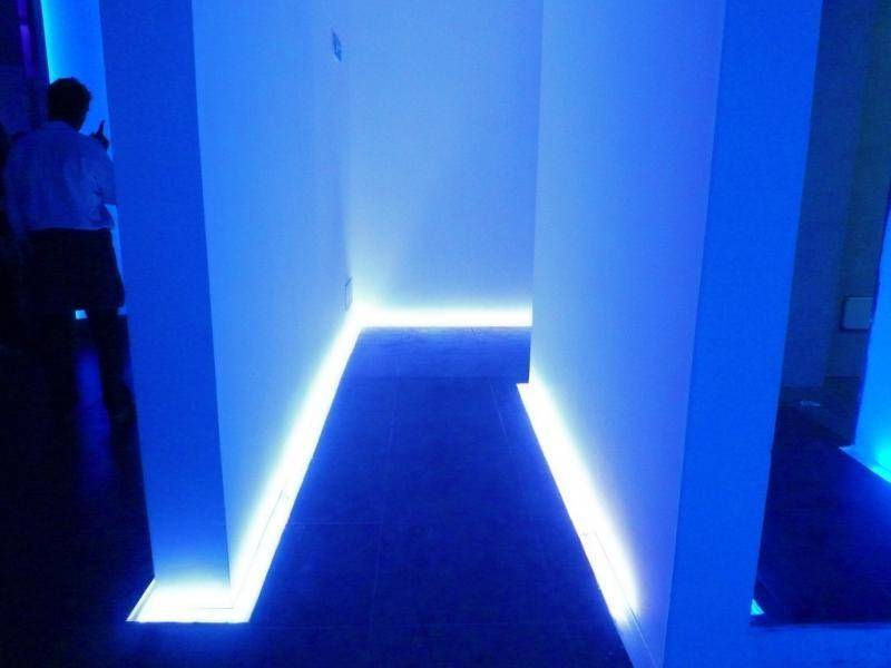 Подсветка пола в коридоре: светодиодной лентой своими руками