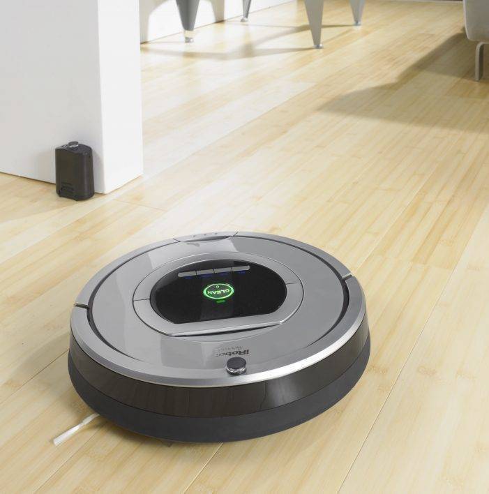Робот пылесос рейтинг 2024 цена. IROBOT Roomba 760. Робот- Roomba 790. IROBOT Roomba 700. Пылесосы Roomba 760.