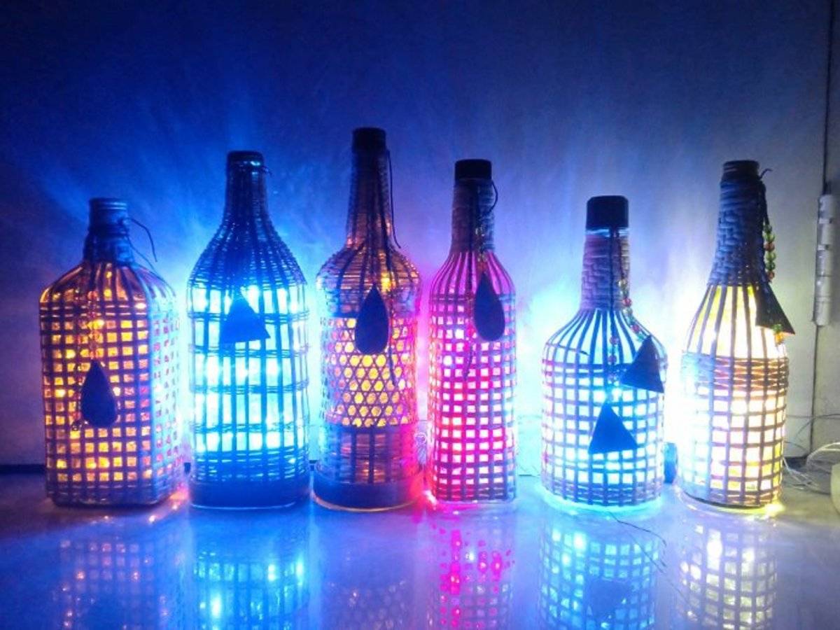 Светильник из 5 литровой бутылки. оригинальная люстра своими руками из пластиковых бутылок. подвесные светильники из бутылок - отсоединяем дно