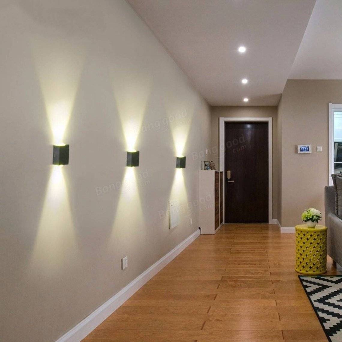 Идеи освещения прихожей и коридора в современном стиле