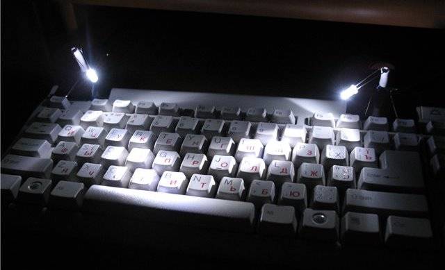 Cамодельная подсветка для клавиатуры