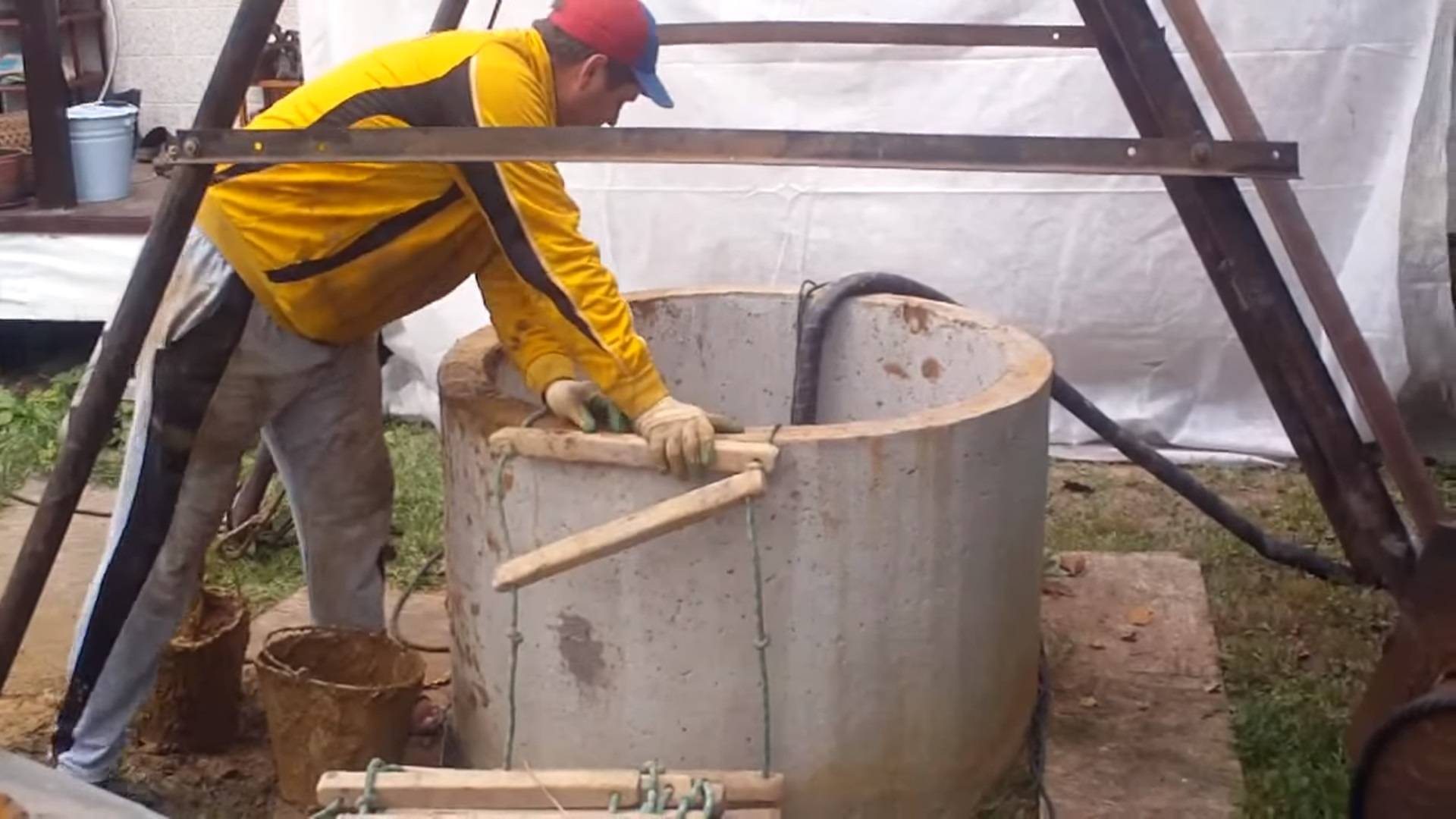 Ремонт колодца из бетонных колец своими руками — как отремонтировать по видео