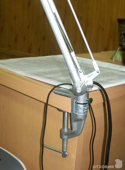 Как выбрать лампу с прочным креплением к столу