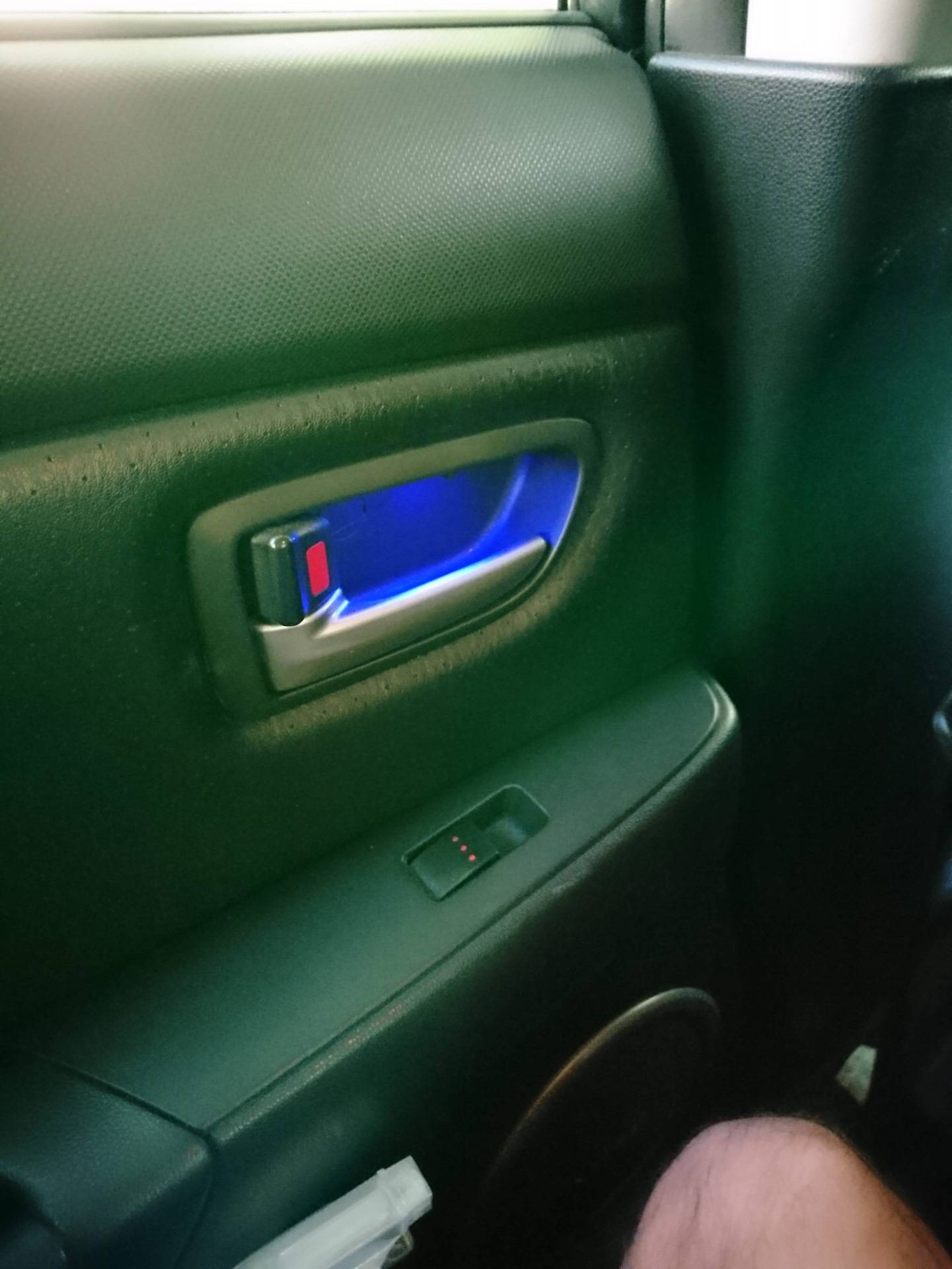 Подсветка ручек дверей своими руками в автомобиль