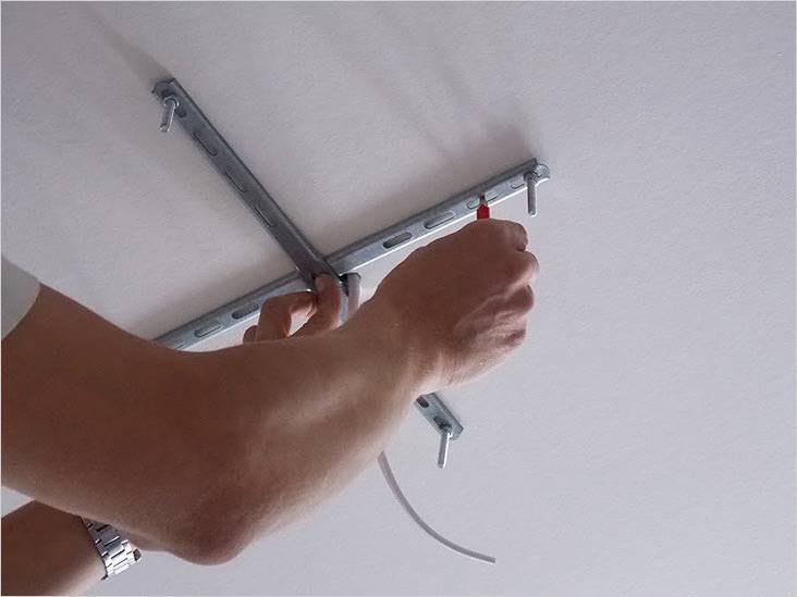 Как повесить люстру на гипсокартонный потолок: крепление, как закрепить люстру, как крепить, установить, монтаж к потолку из гипсокартона, как прикрепить
